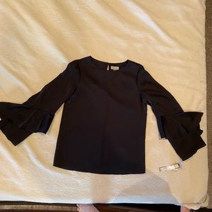 NWT Tahari Ruffle SleeveTop
